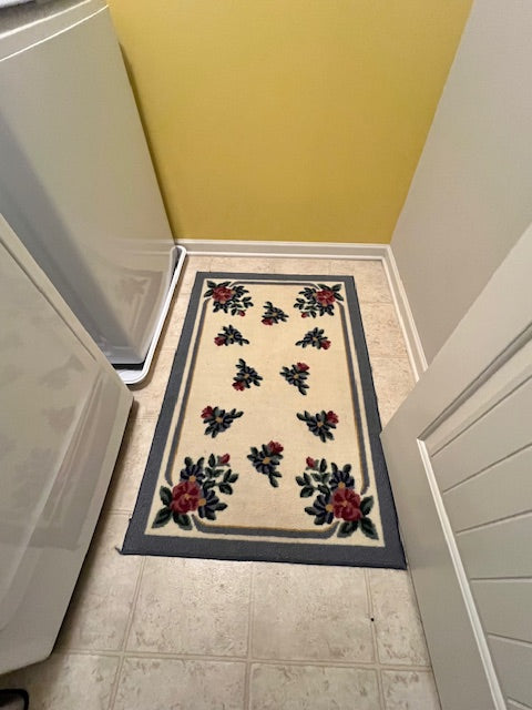 Available throw rugs (4 rug bundle)